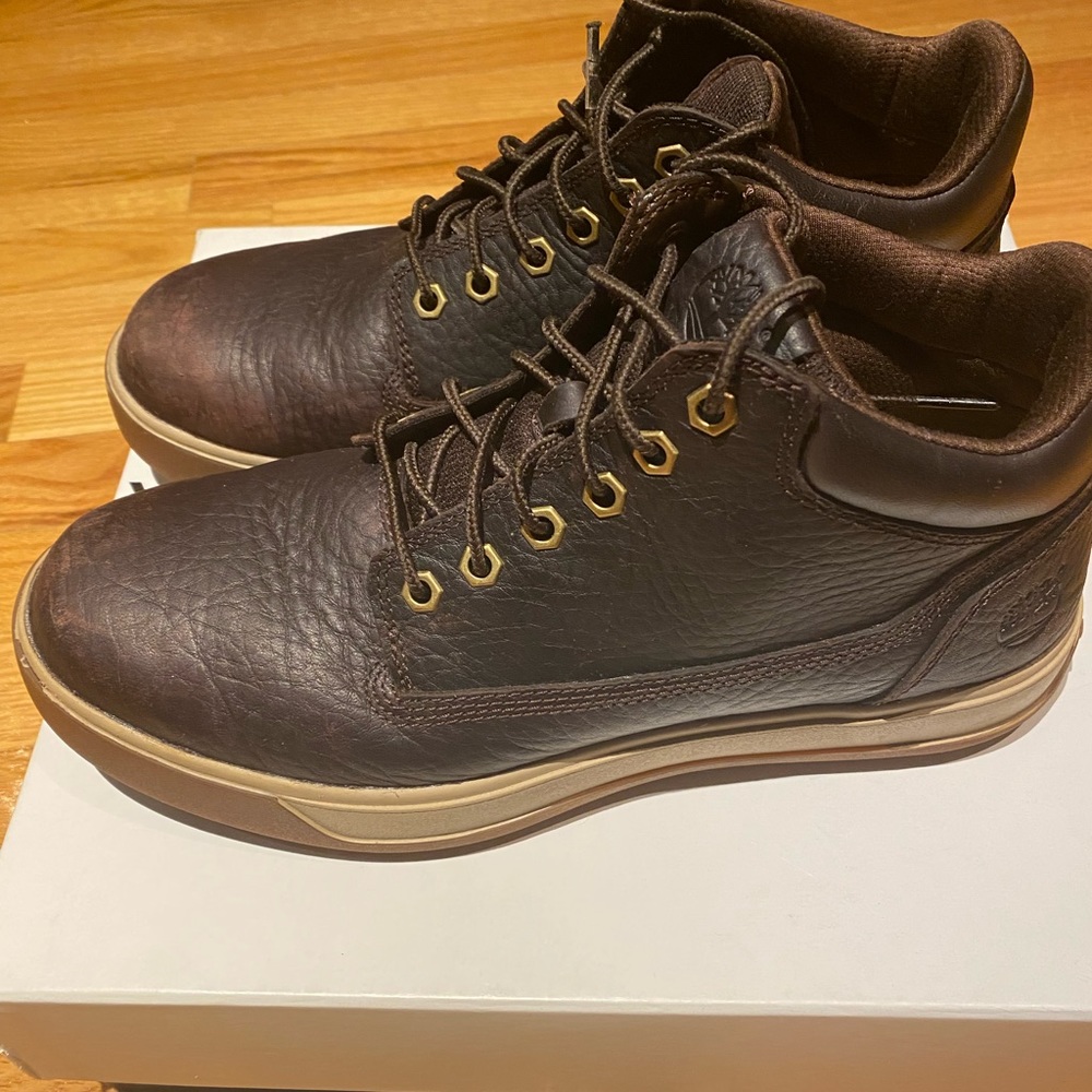 Men’s waterproof leather boots